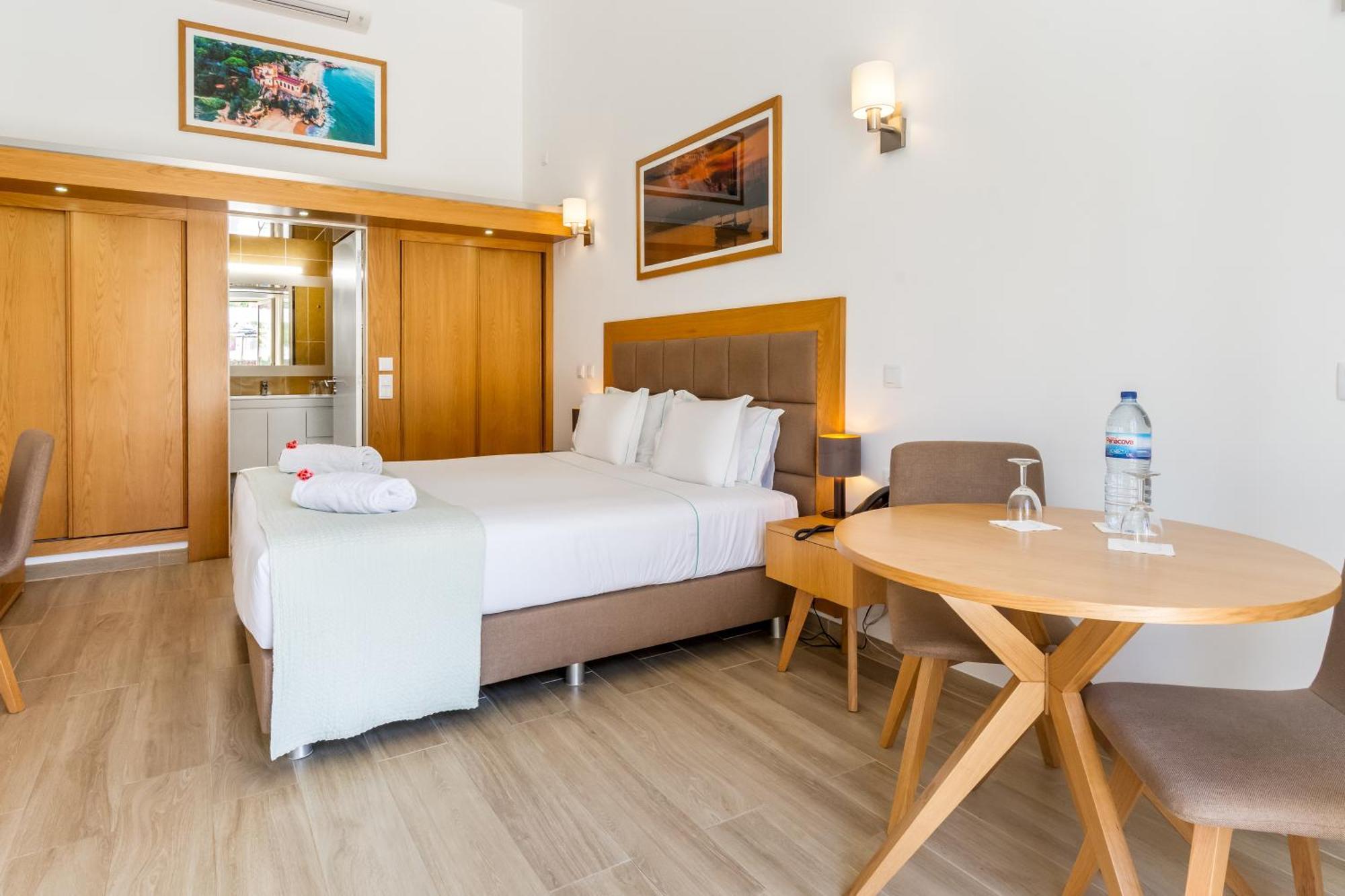 Hotel Rural Brícia Du Mar Ferragudo  Habitación foto